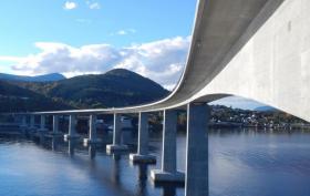 Statesn vegvesen tresfjordbrua_bilder. 